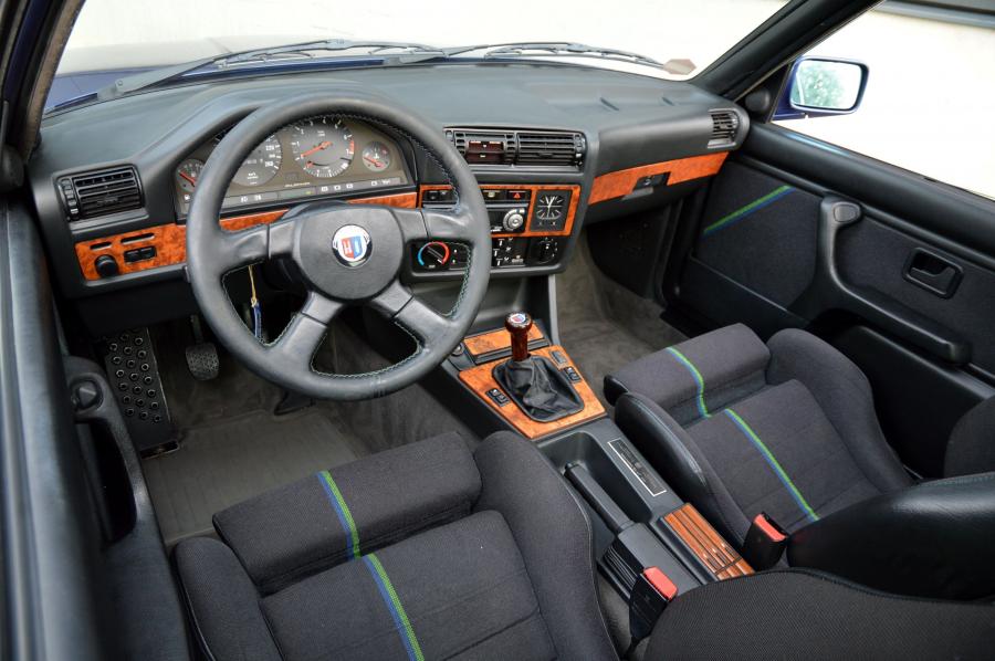 Торпедо Alpina B3 2.7 Coupe (E30) 1987 года  (фото 2 из 20)